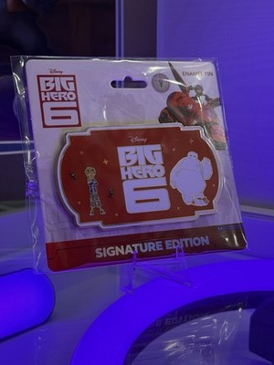 Pink al a Mode PALM Big Hero 6 Baymax Timeless Tiles Jumbo LE 200 Pin