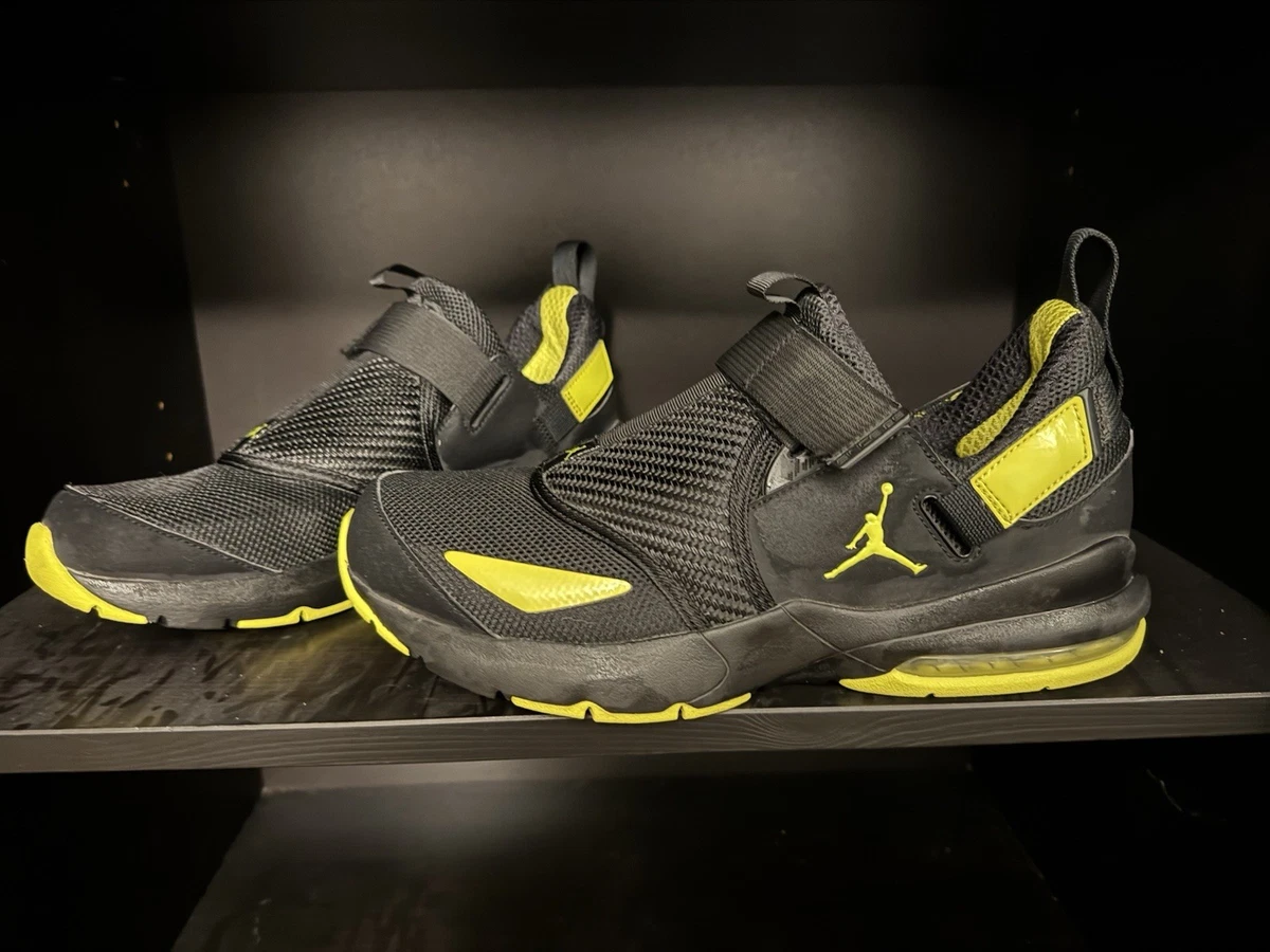 NIKE ナイキ　JORDAN TRUNNER Jordan Trunner 11 LX High Voltage for Sale | Authenticity