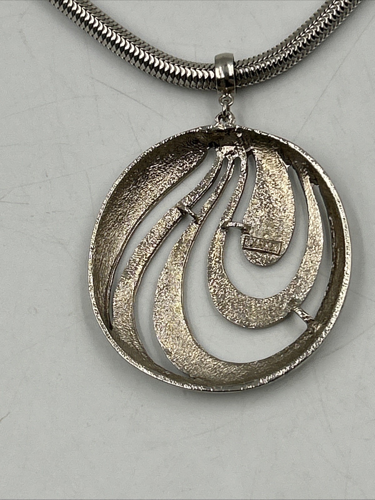 Large signed LISNER Round Silvertone Pendant On A… - image 7