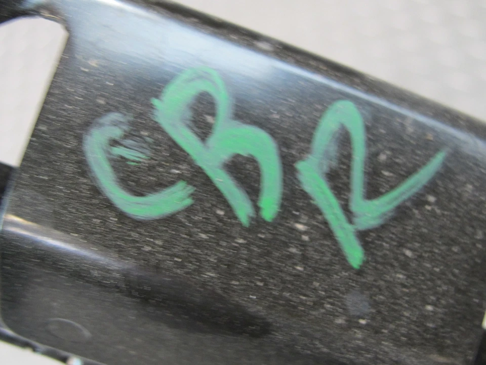 03-06 CHEVROLET SSR CENTER CONSOLE ARMREST STORAGE LID BLACK OEM - Image 2 of 4