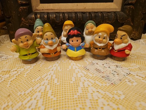 Snow White and the Seven Dwarfs Fisher Price Little People - Picture 4 of 12