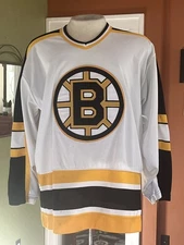 CCM Boston Bruins Hockey Jersey Sweater sz XL
