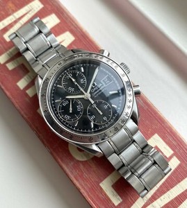 omega speedmaster automatic chronometer