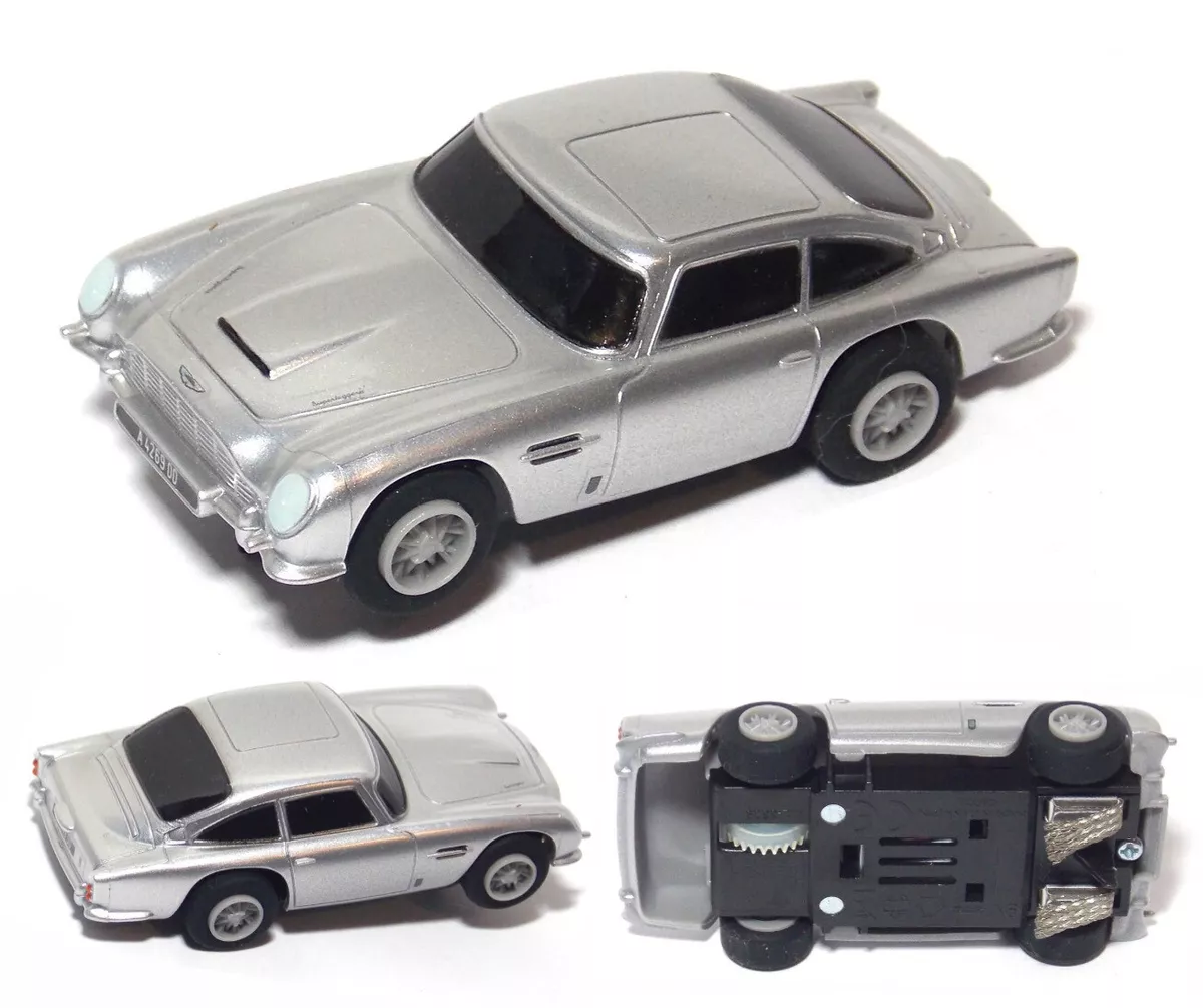 2022 Micro Scalextric V8 James Bond 007 G1171T HO Slot Car Battery