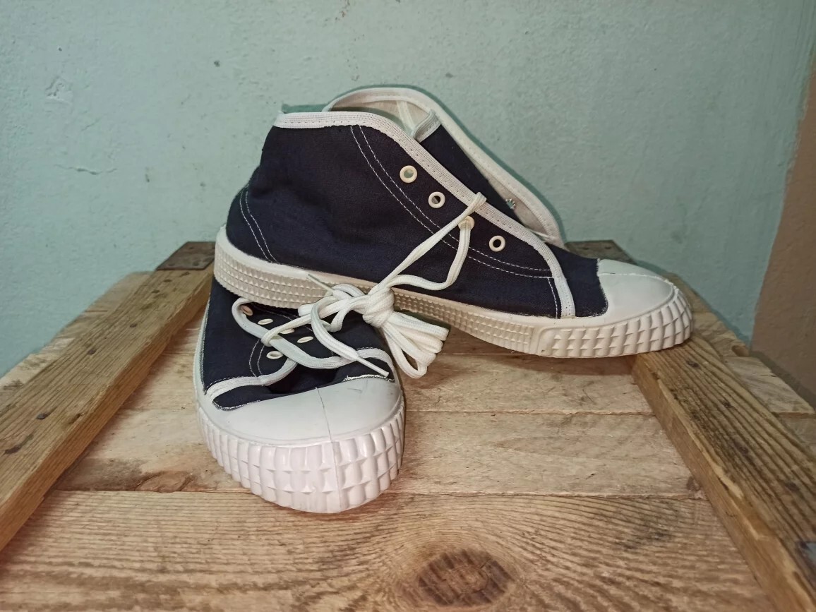 1986 Retro Vintage Soviet USSR Sport Sneakers Shoes Rubber Boots