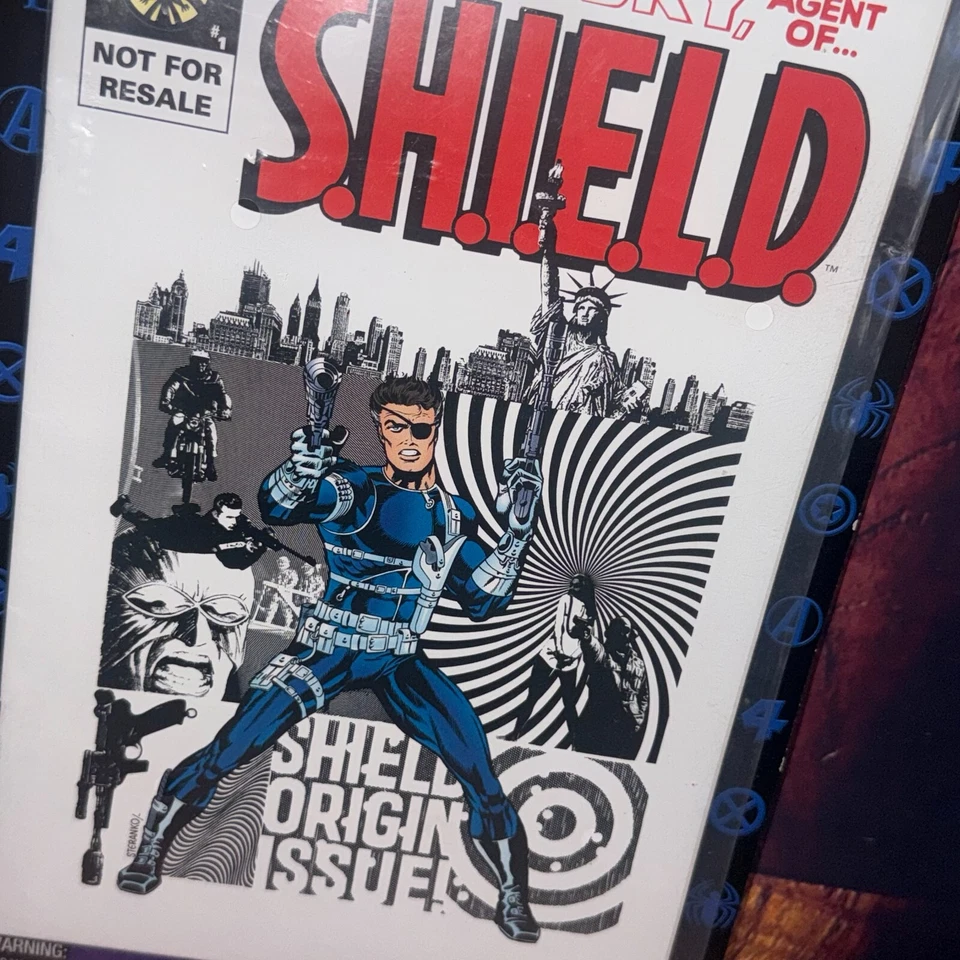 Libro de historietas de Nick Fury Agent of SHIELD serie 5 de Marvel Legends con pared de coleccionista Foto 3 de 4