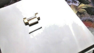 Seiko Model SNE462 Gold Tone Men' Watch Extra Single Link 20mm LL557} 