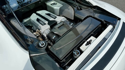 Audi R8 2008 4.2 V8 Manual (Very low miles!) - Picture 16 of 24