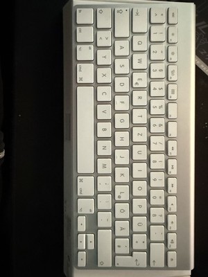 Apple Magic Keyboard Mc184d mit Trackpad A1339 und Akku