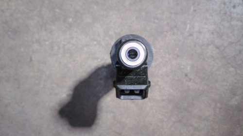 Einspritzventil 3 BMW 528i Bj 2000 E39 2489778