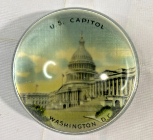 VTG ANTIQUE Washington DC U.S. Capitol Glass Round Paperweight 9.5 Ounces