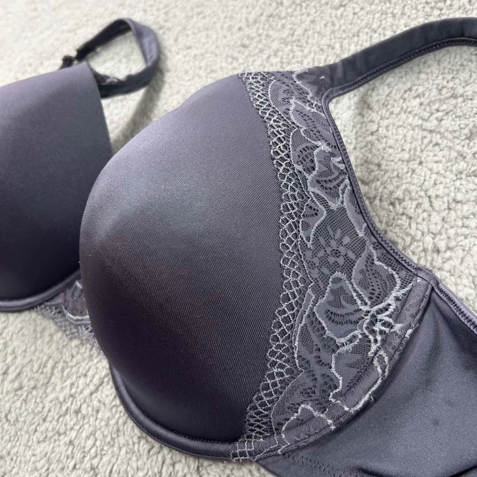 Bali Bra 42D T-Shirt Bra 3547 One Smooth U Side SUpport Bra Lace Trim - Image 3 of 4