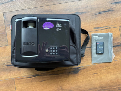 BenQ MP515 Projektor Beamer SVGA mit Remote