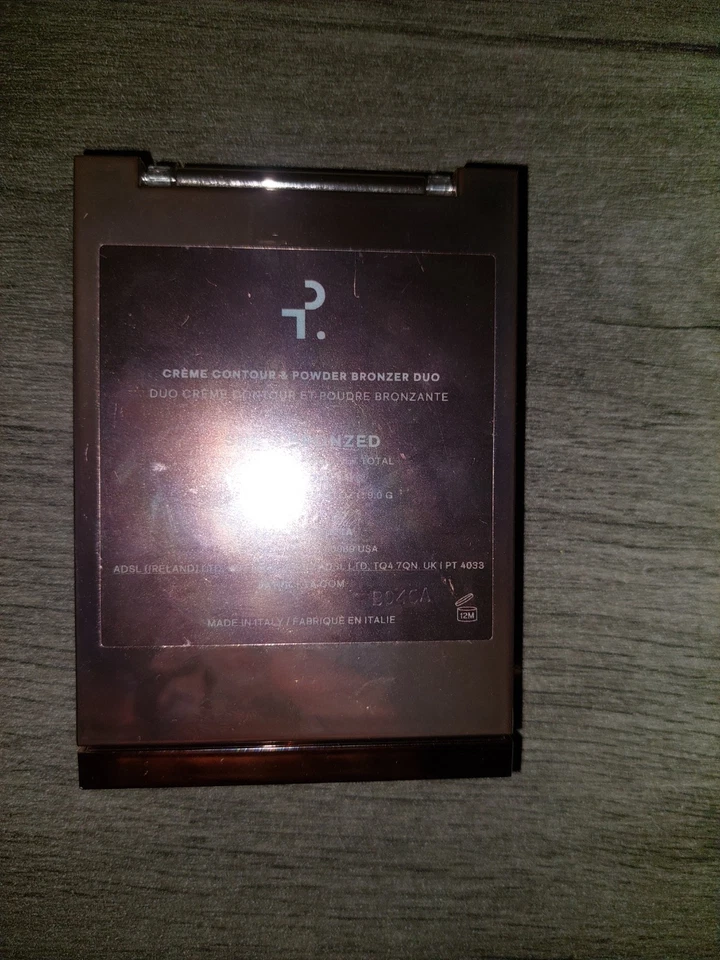 Patrick Ta Major Esculpido Crema Contorno Polvo Bronceador Dúo Ella Es Bronceada Mediana-Cálida Foto 3 de 3