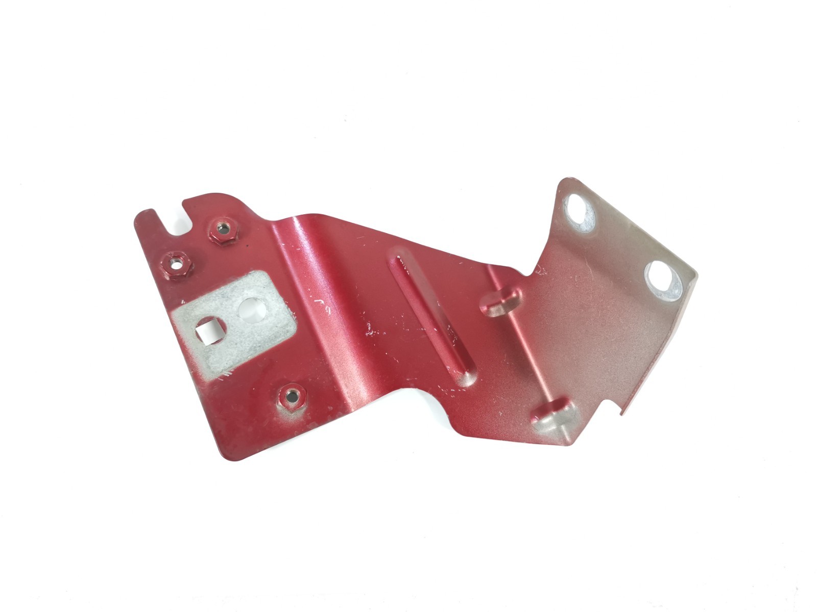 Maserati Ghibli 3.0 2016  Front Right Side RH Wing Fender Mount Bracket OEM