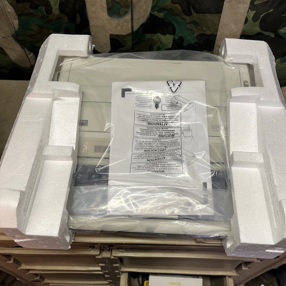 Nakajima WPT-160 Electronic Portable Typewriter - Image 4 of 4