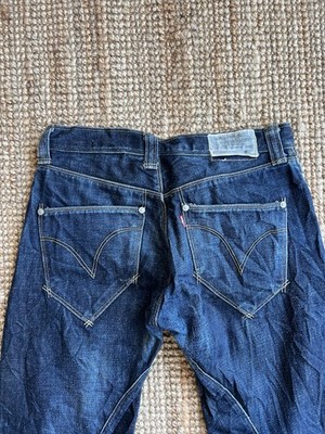 Vintage Levis Engineered Twisted Jeans Buckle Back Tag W31 Actual