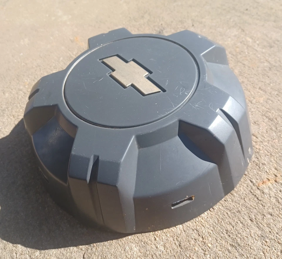 Tapa central Chevrolet Colorado 2004-2012 número de pieza 97319340 01 Foto 2 de 3