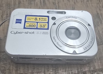 Sony Cybershot DSC-N1 8.1MP Digital Camera With Battery/ Memory