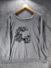 Torrid Gray Crew Skull Roses Sweatshirt Size 4