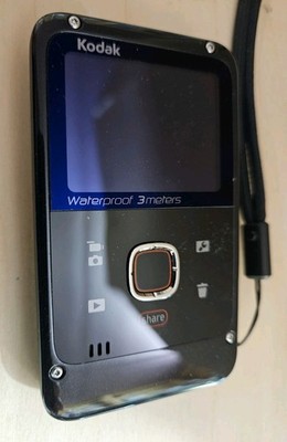Kodak Ze2 Play Full 1MP Waterproof Video Camera Tested and Working