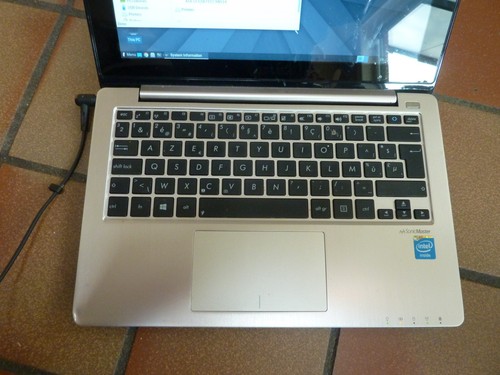 Asus VivoBook X202E-CT082H-BE Touchscreen - Afbeelding 2 van 5