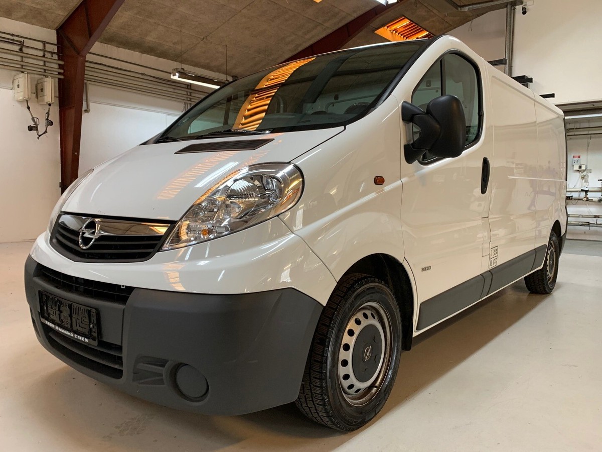 Opel vivaro 2