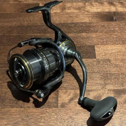 Daiwa Spinning Reel 21 Rubias Airity Lt4000-Cxh from Japan - Picture 1 of 4