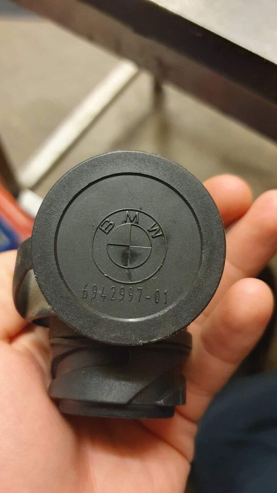 GENUINE BMW Tow Bar Adapter Socket 6942997-01 | eBay 