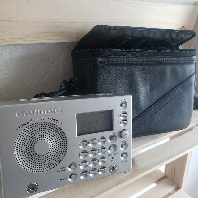 Radio Grundig YB-P 2000 – Portable Ondes Courtes, FM/AM (design F.A. Porsche, Occasion)