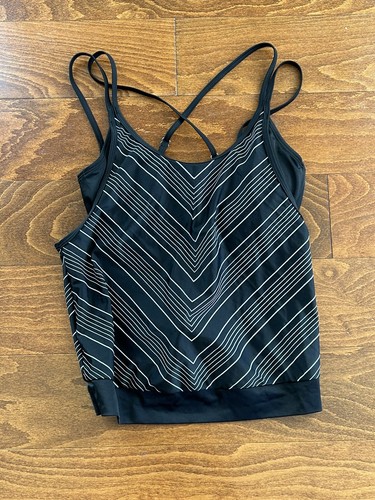 Tankini Athleta Chevron con aros 32D/DD blanco y negro en capas nuevo con etiquetas - Imagen 2 de 8