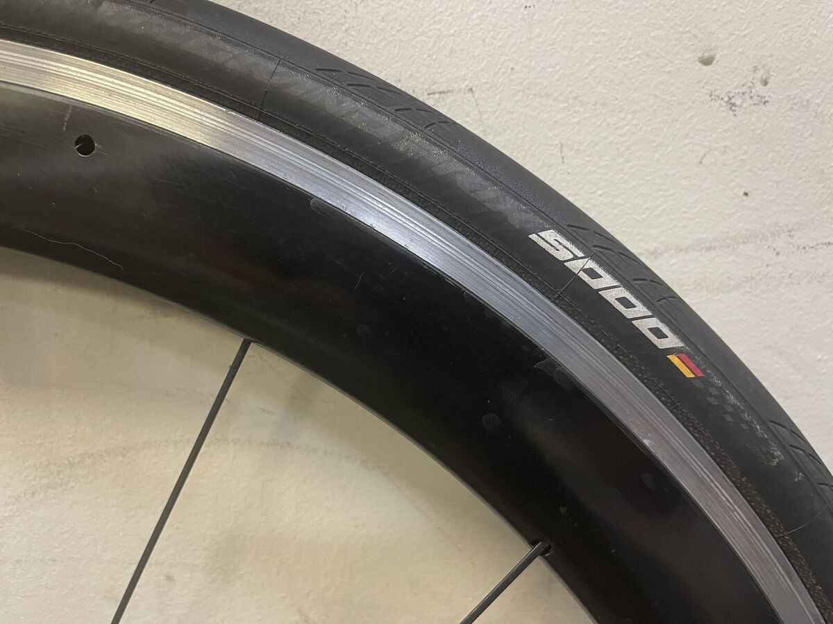 700c Bontrager Aura 5 Front Wheel Clincher Aluminum Carbon 700c Bontrager Aura 5 Front Wheel Clincher Aluminum Carbon