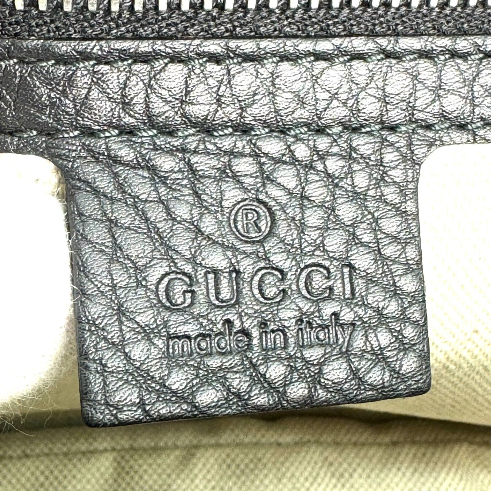Gucci Bamboo Turn Lock Shoulder Bag Black Authent… - image 12