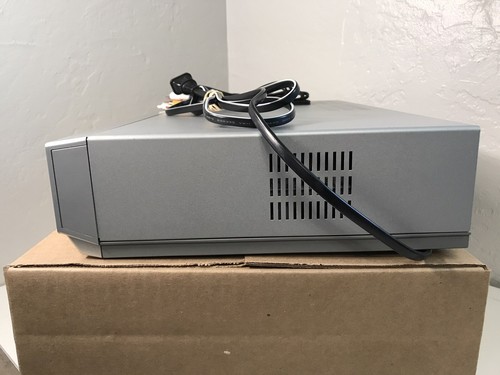 Sony SLV-D370P DVD Player VCR Video Cassette Recorder Combo - No Remote- Tested - Picture 7 of 11