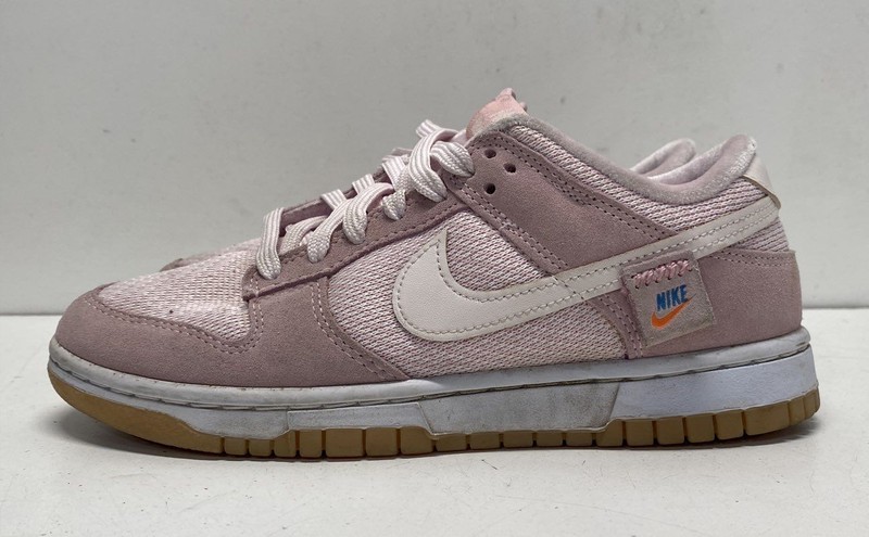Nike Pink/white Solid Low Top Sneakers Women 7