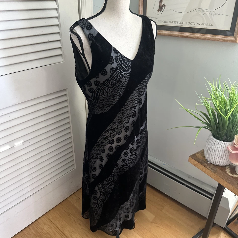 Vintage DONNA RICCO Dress 12 Black Velvet Burnout Midi Fairy Whimsigoth Y2K - Image 3 of 4