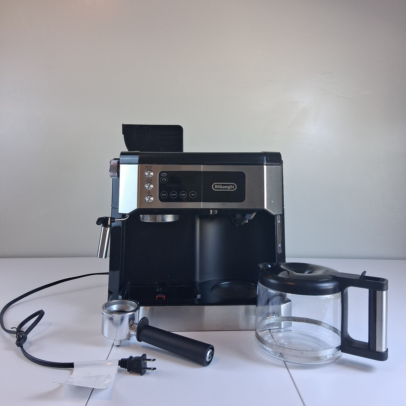 DeLonghi COM530M All-In-One Combination Coffee Espresso Machine