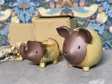 Unused pig and elephant piggy bank set, interior decoration ornament