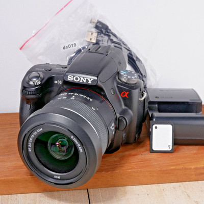 Sony Alpha SLT-A33 14MP DSLR Camera W 18-55mm Lens Kit *GOOD* SHUTTER 16,481