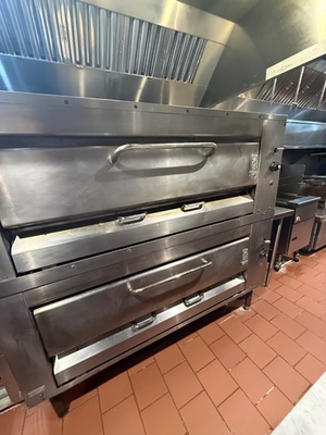#ad Montague 24p double deck gas pizza oven ON LEGS Refurbished $3000.00