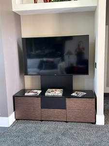Salamander Designs Chameleon Console with TV Mount and glass top