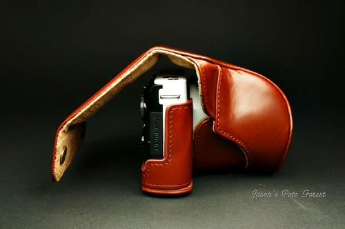 Estuche completo hecho a mano para cámara de cuero real para Nikon J1 (para lentes de 10-30 mm/f3,5-5,6) - Imagen 4 de 5
