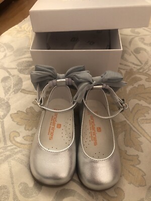 NEW andanines Toddler Girl Shoes. Silver. Classy. Fancy. Bow.Size eu19 Usa 3.5.