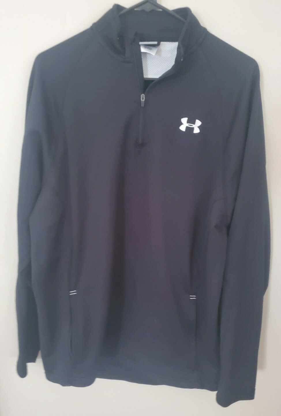 Under Armour Black Long Sleeve 1/4 Zip Pullover Men's… Gem