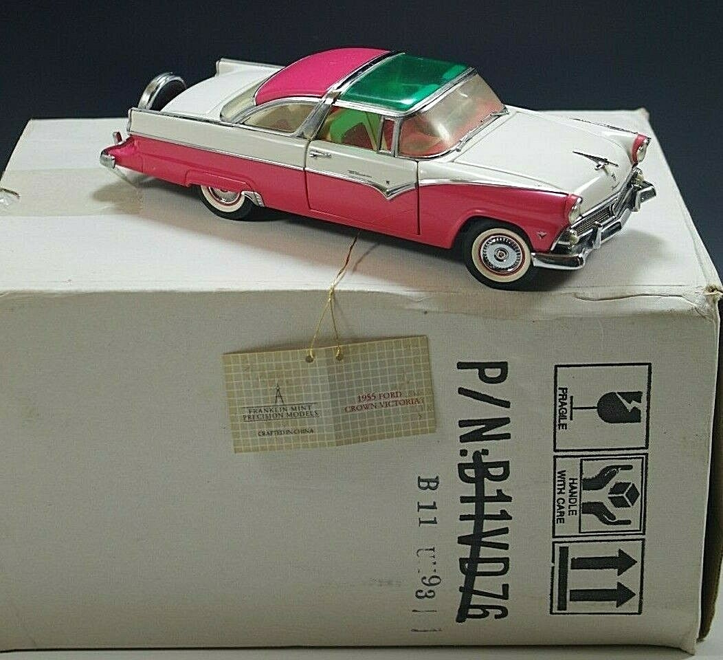 FRANKLIN MINT 1955 FORD FAIRLANE CROWN VICTORIA PINK 1:24 MINT
