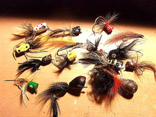 VINTAGE LOT OF 13 FLY ROD POPPER LURES & 2 STREAMERS