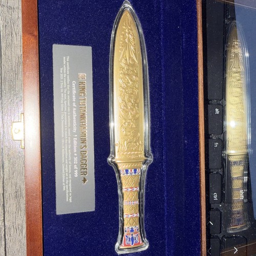 King Tutankhamun's Dagger Replica w/ Display Case COA #302/999 Gold Metal