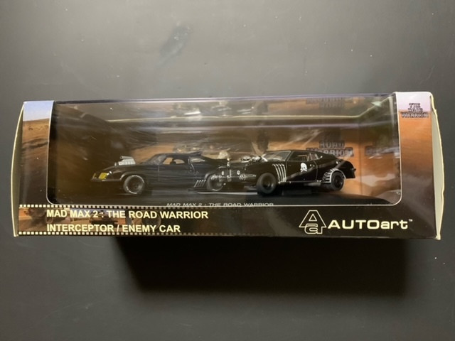 Autoart 52745 1/43 Madmax2 The Road Warrior Interceptor Autoart 52745 1/43 Madmax2 The Road Warrior Interceptor