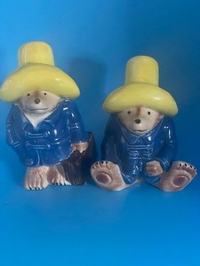 Paddington Bear Ceramic Salt Pepper Shaker Set w/stoppers. Eden Toys 1979