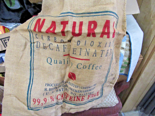 VINTAGE BURLAP BAG - NATURAL CARBON DIOXIDE DECAFFEINATED QUALITY COFFEE - Picture 2 of 2